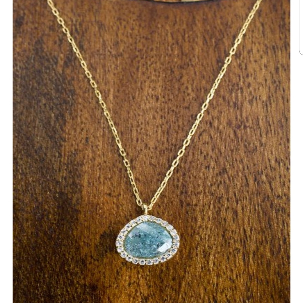 Native Gem Meditations Necklace Dusty Gray Quartz